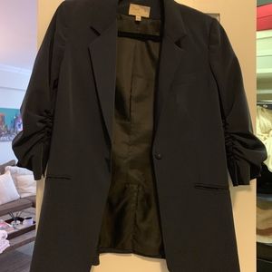 Elizabeth and James Navy scrunched sleeve blazer